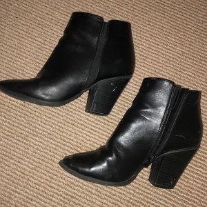 Ankle booties